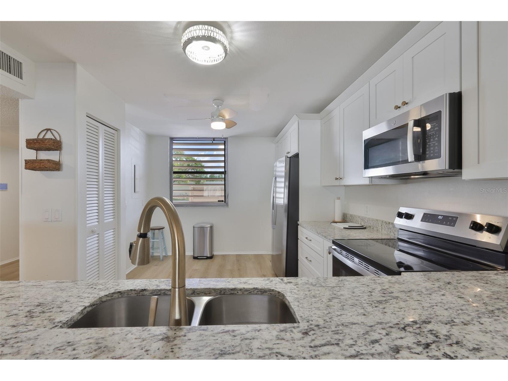 597 Lakeside Drive #597 Bradenton FL 34210 A4684388 image14