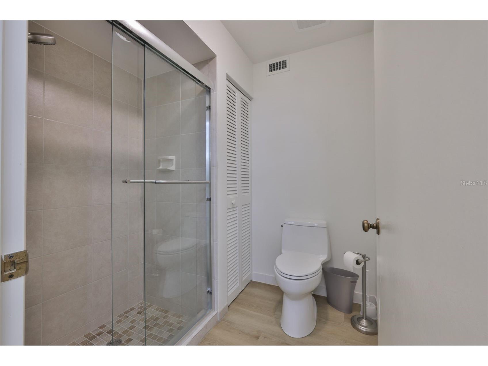597 Lakeside Drive #597 Bradenton FL 34210 A4684388 image20