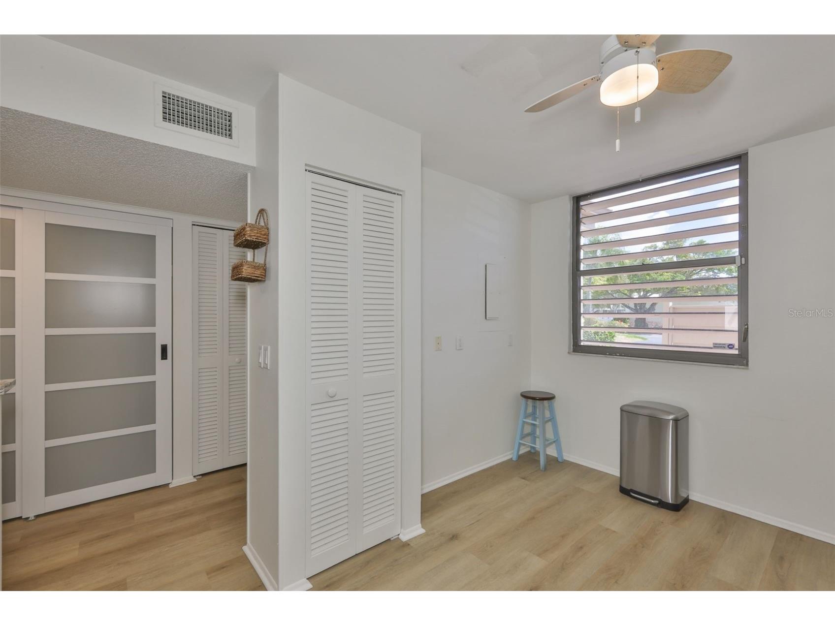 597 Lakeside Drive #597 Bradenton FL 34210 A4684388 image7