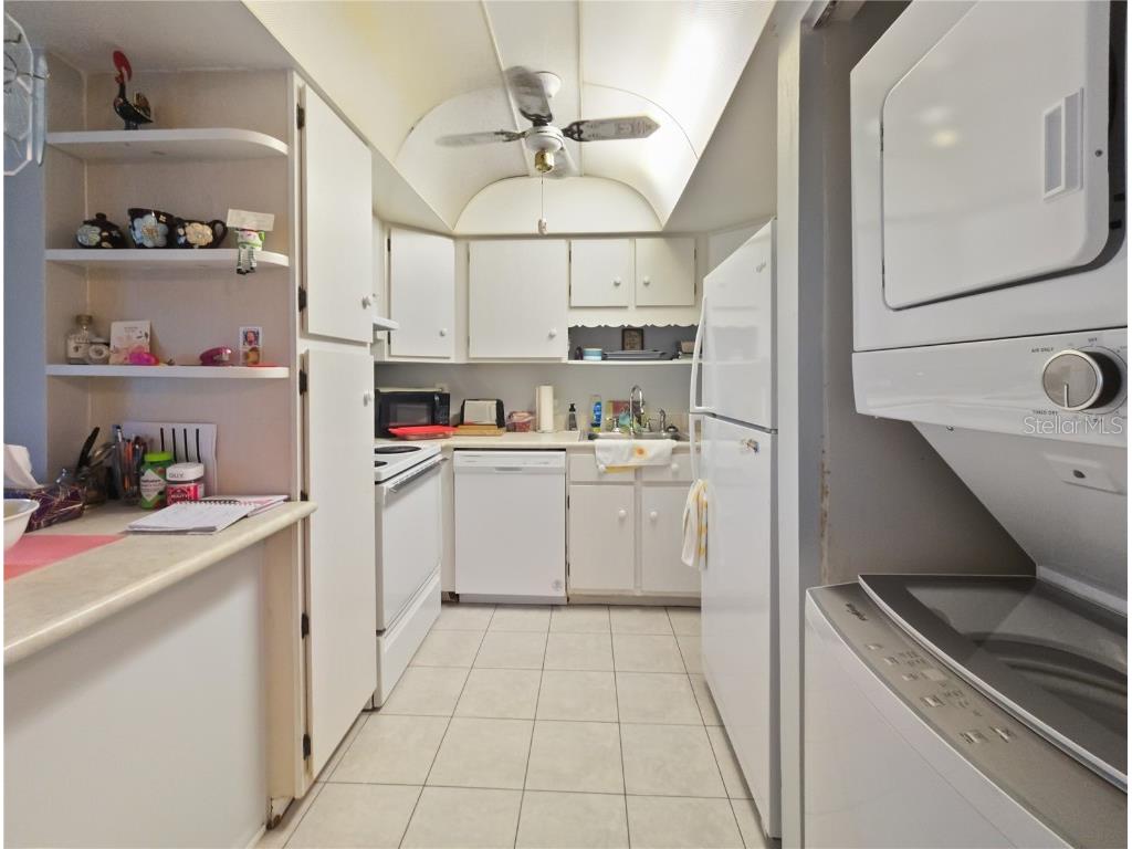 597 Midway Drive #A Ocala FL 34472 - LAKE SPARKLE OM709130 image9