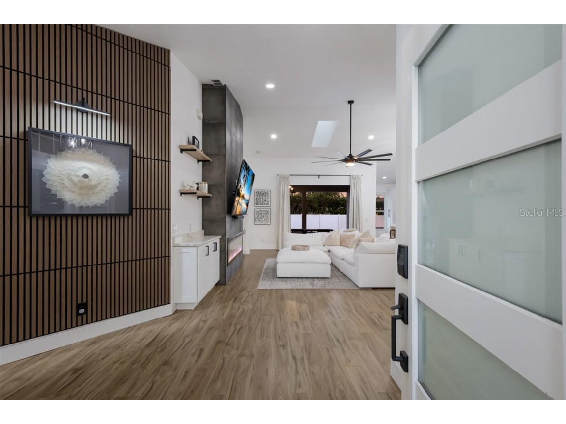 597 Oak River Court Osprey FL 34229 A4673797 image4