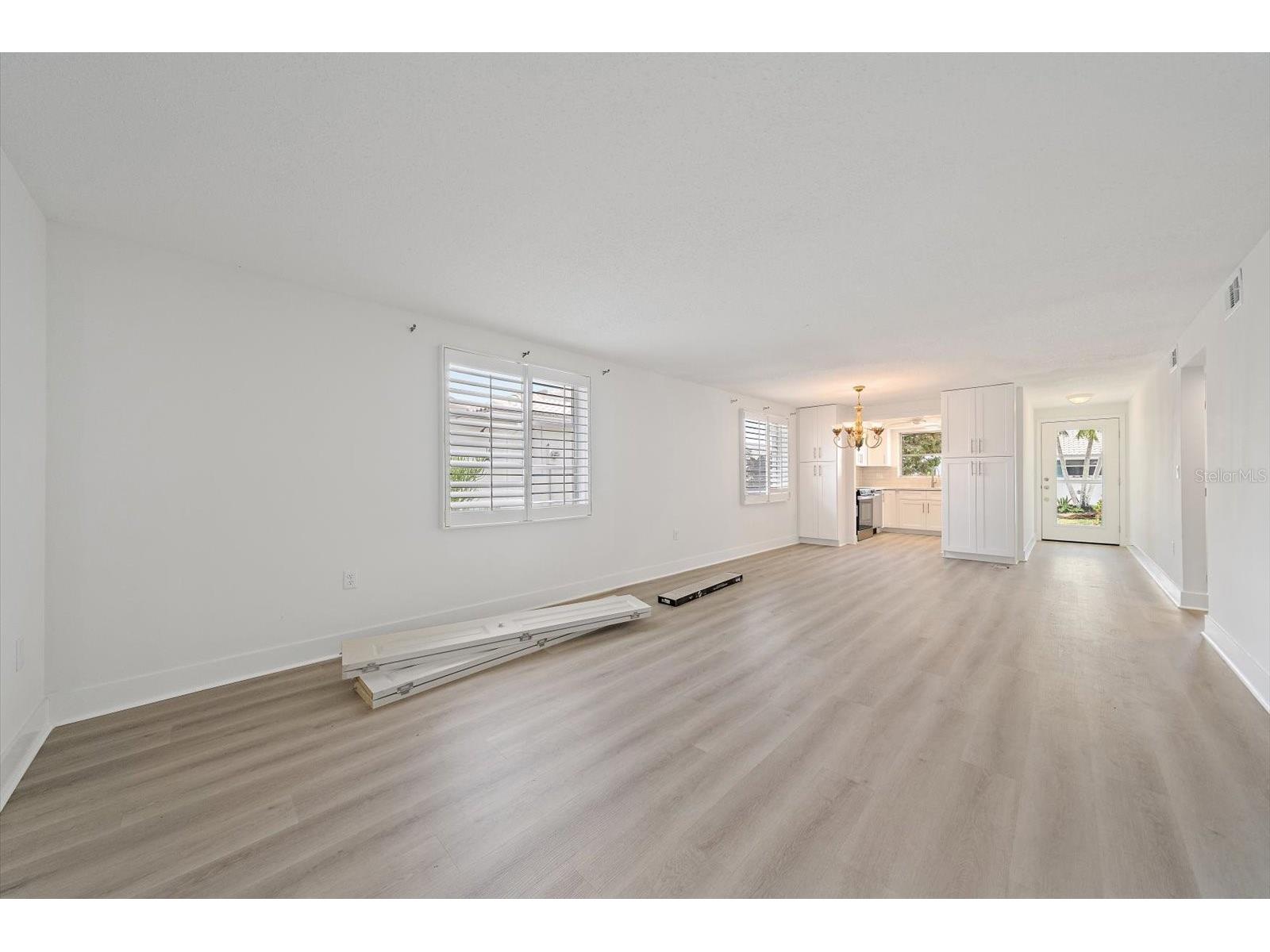 597 Spanish Drive N #12 Longboat Key FL 34228 A4690602 image11