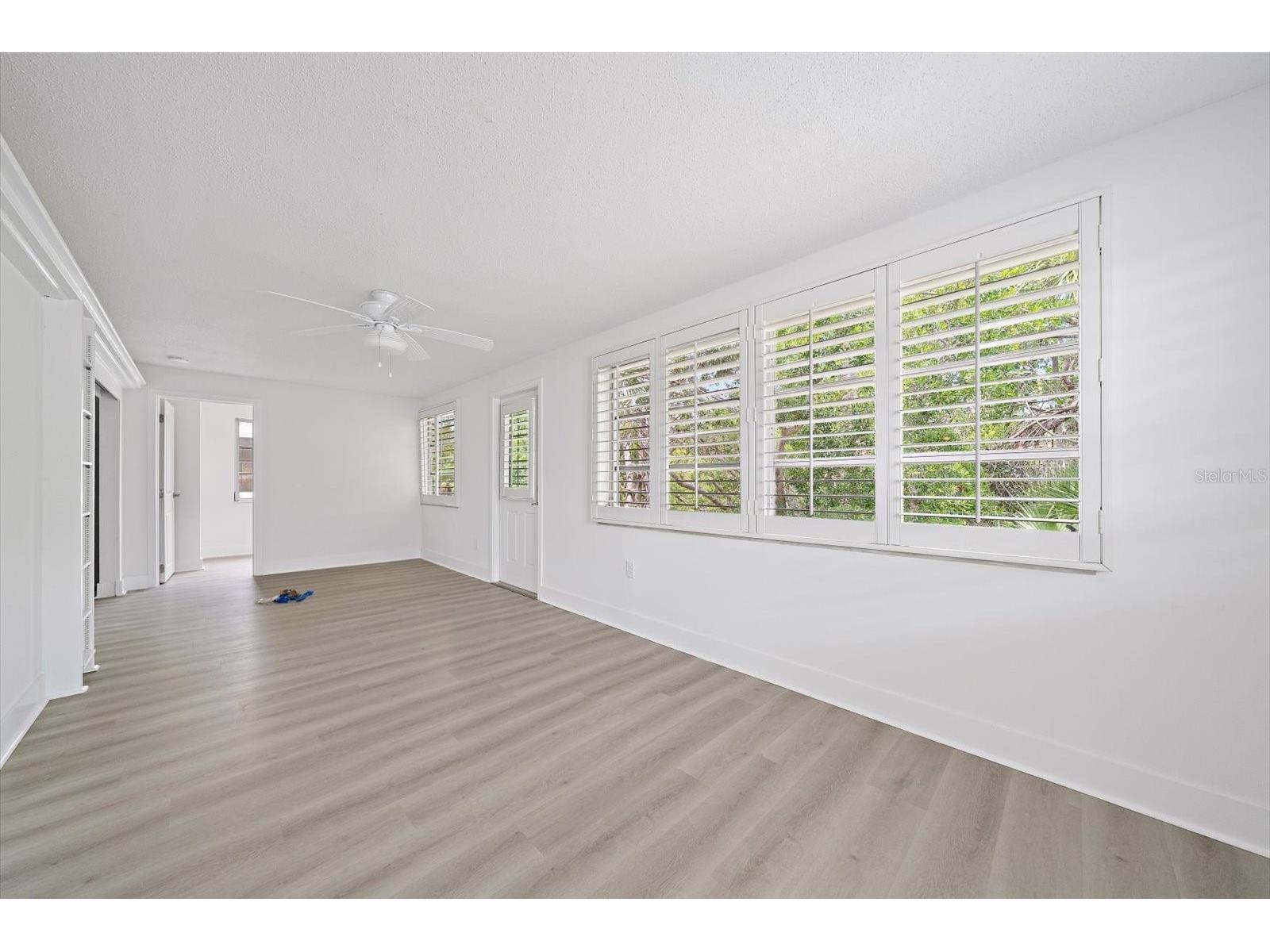 597 Spanish Drive N #12 Longboat Key FL 34228 A4690602 image25