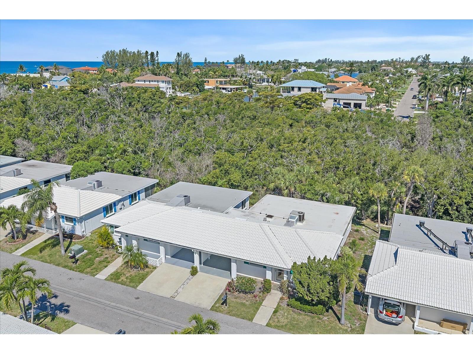 597 Spanish Drive N #12 Longboat Key FL 34228 A4690602 image28