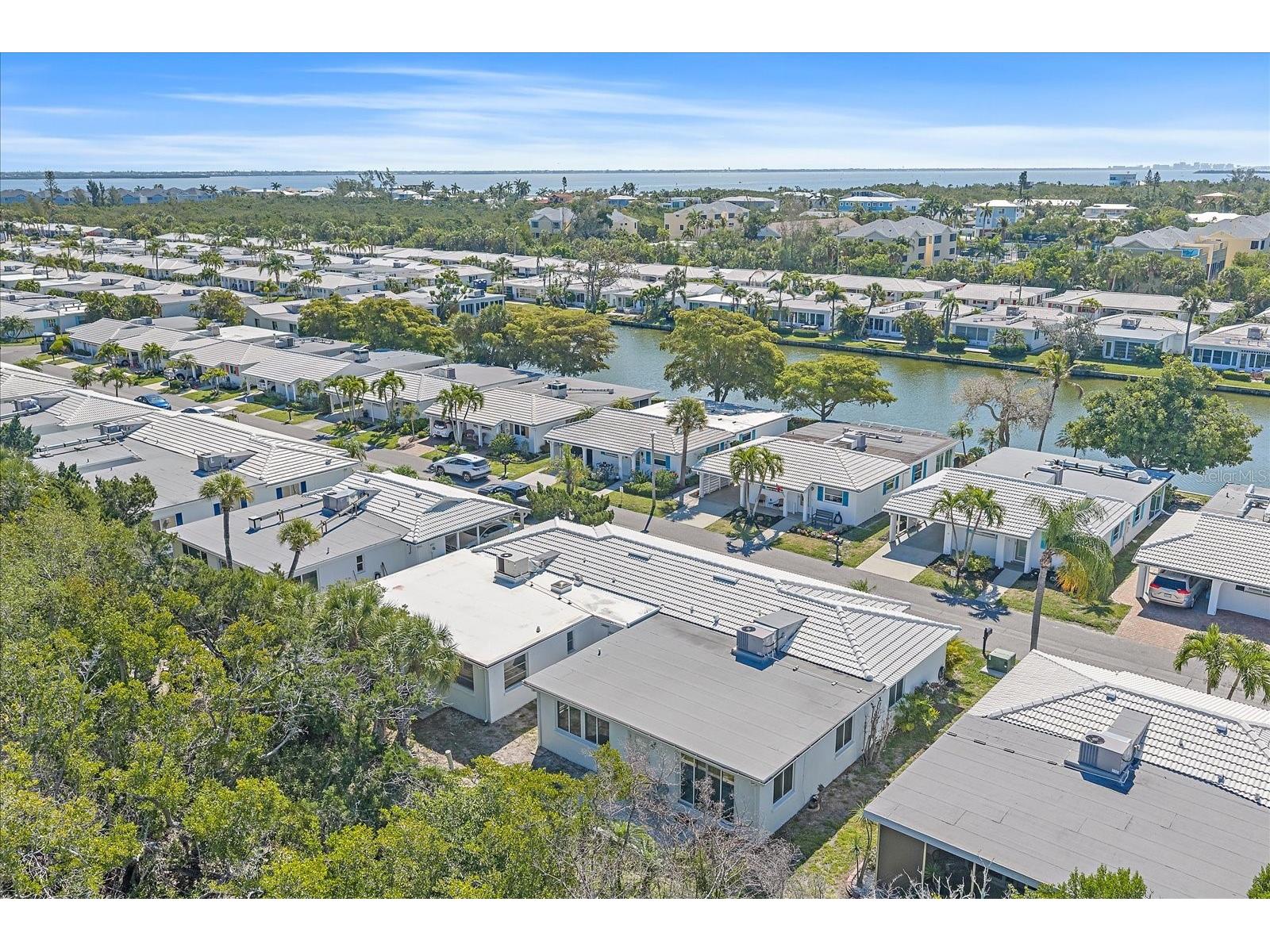 597 Spanish Drive N #12 Longboat Key FL 34228 A4690602 image30