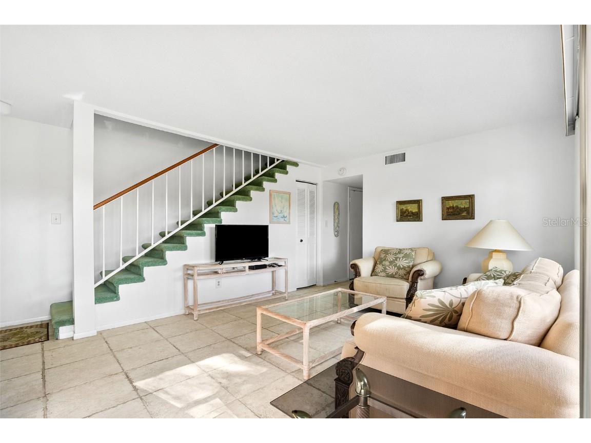 597 Sutton Place Longboat Key FL 34228 - SARASOTA BAY GULF OF MEXICO A4669989 image11