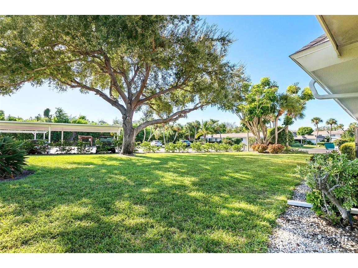 597 Sutton Place Longboat Key FL 34228 - SARASOTA BAY GULF OF MEXICO A4669989 image18