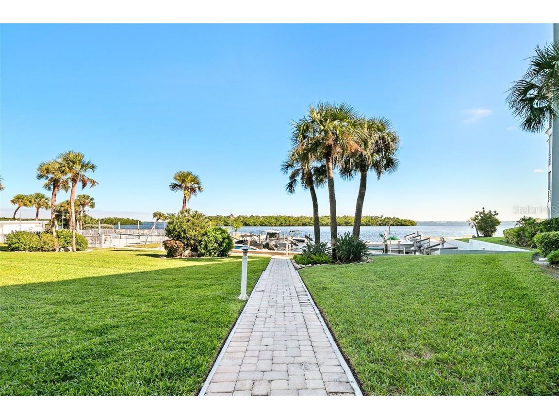 597 Sutton Place Longboat Key FL 34228 - SARASOTA BAY GULF OF MEXICO A4669989 image30