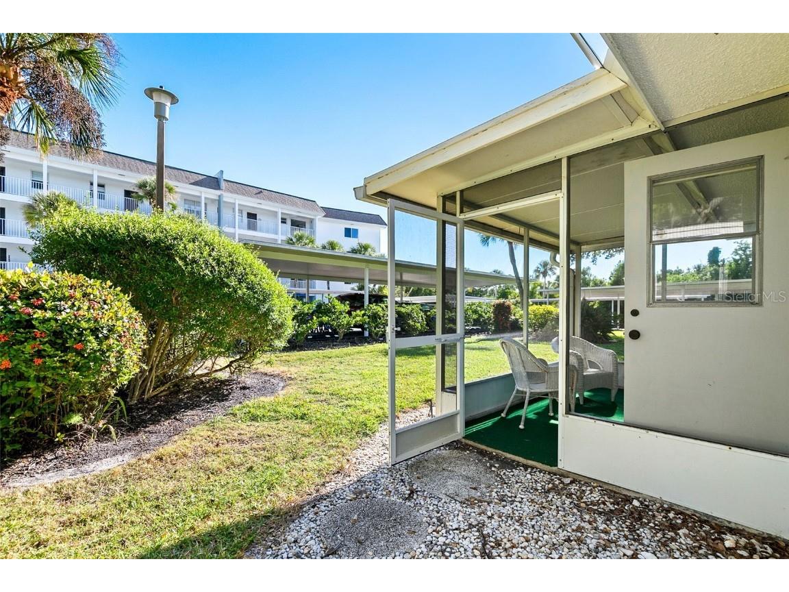 597 Sutton Place Longboat Key FL 34228 - SARASOTA BAY GULF OF MEXICO A4669989 image8