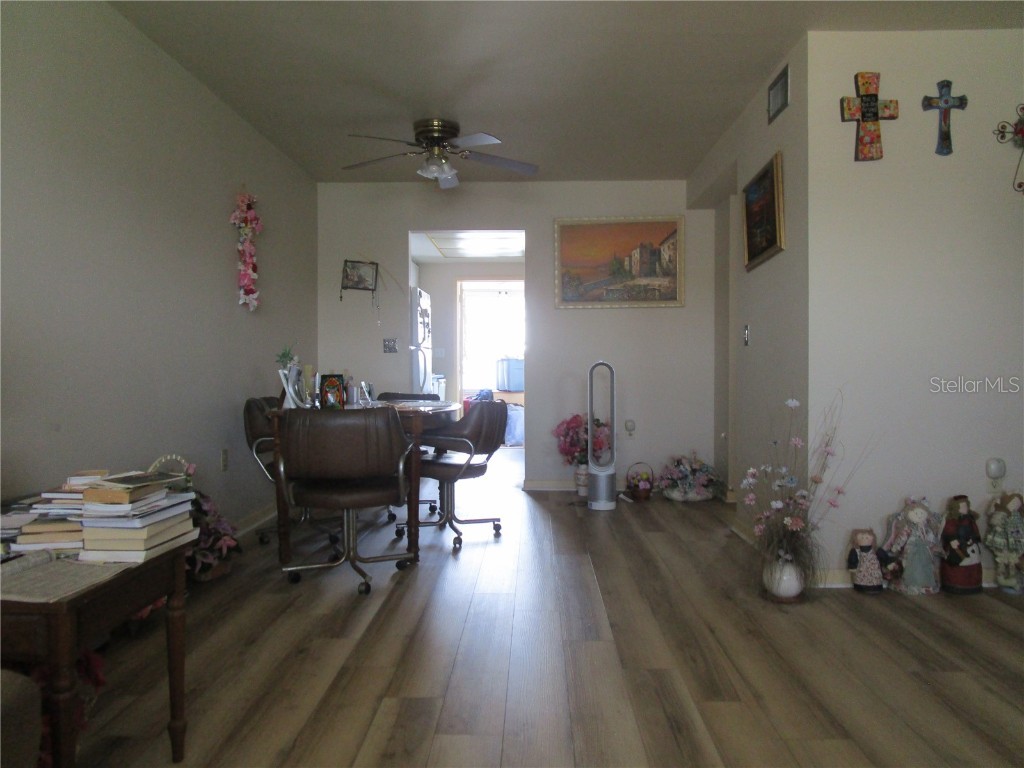 5970 21st Street N #15 Saint Petersburg FL 33714 TB8398080 image5