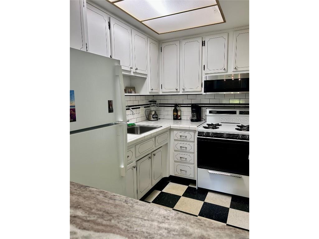 5970 21st Street N #3 Saint Petersburg FL 33714 A4672255 image10