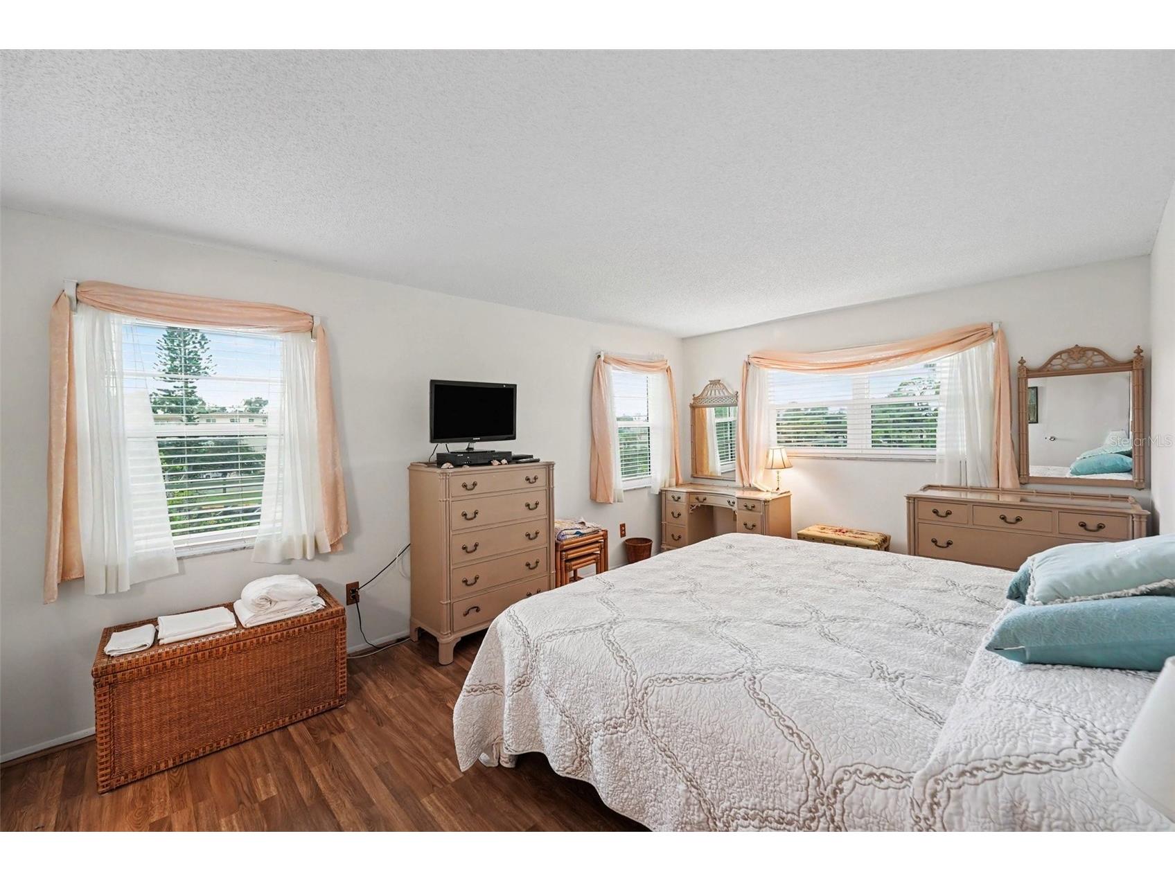 5970 80th St N #301 Saint Petersburg FL 33709 A4699886 image13