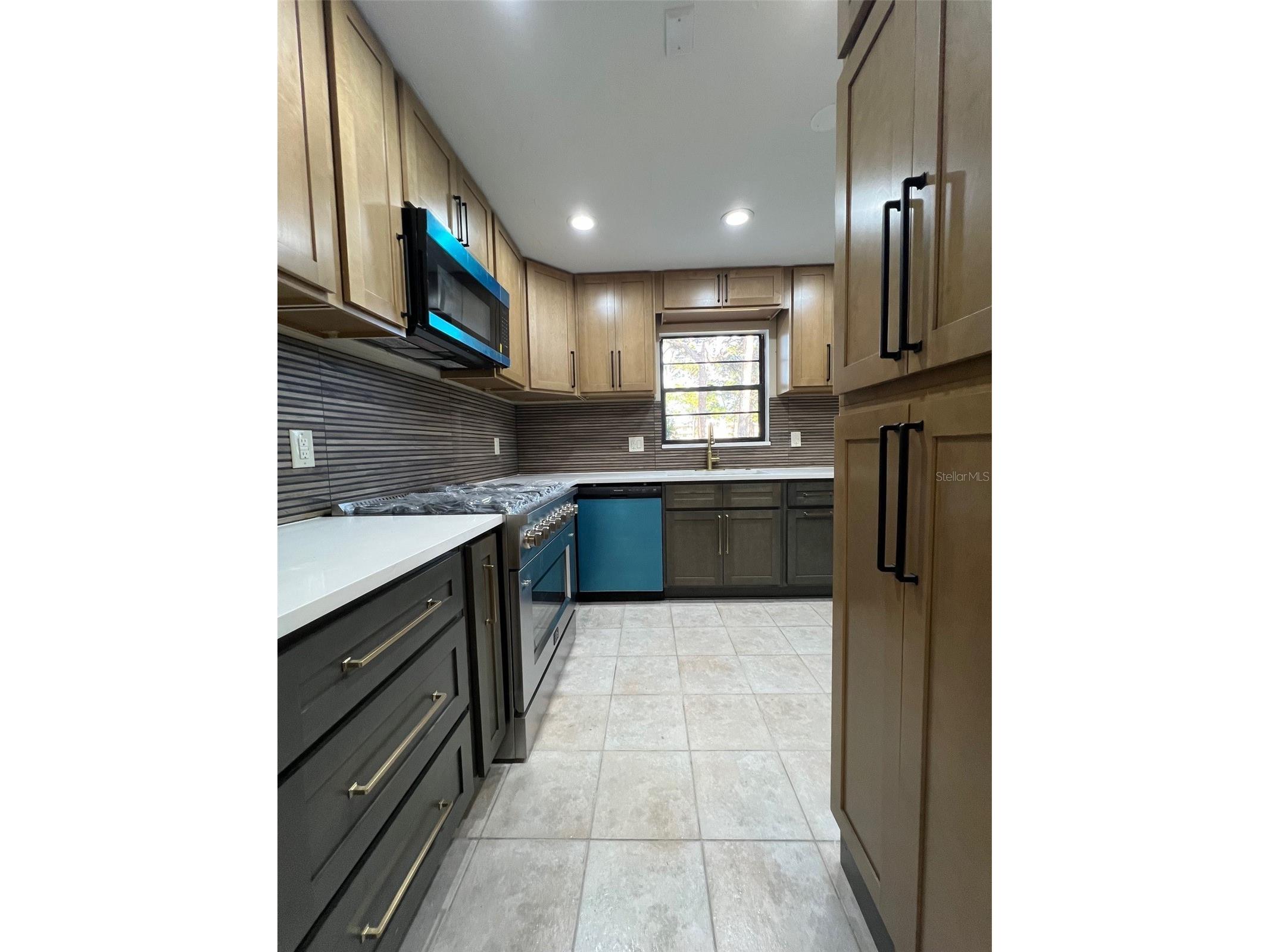 5970 80th Street N #101 Saint Petersburg FL 33709 TB8468692 image14