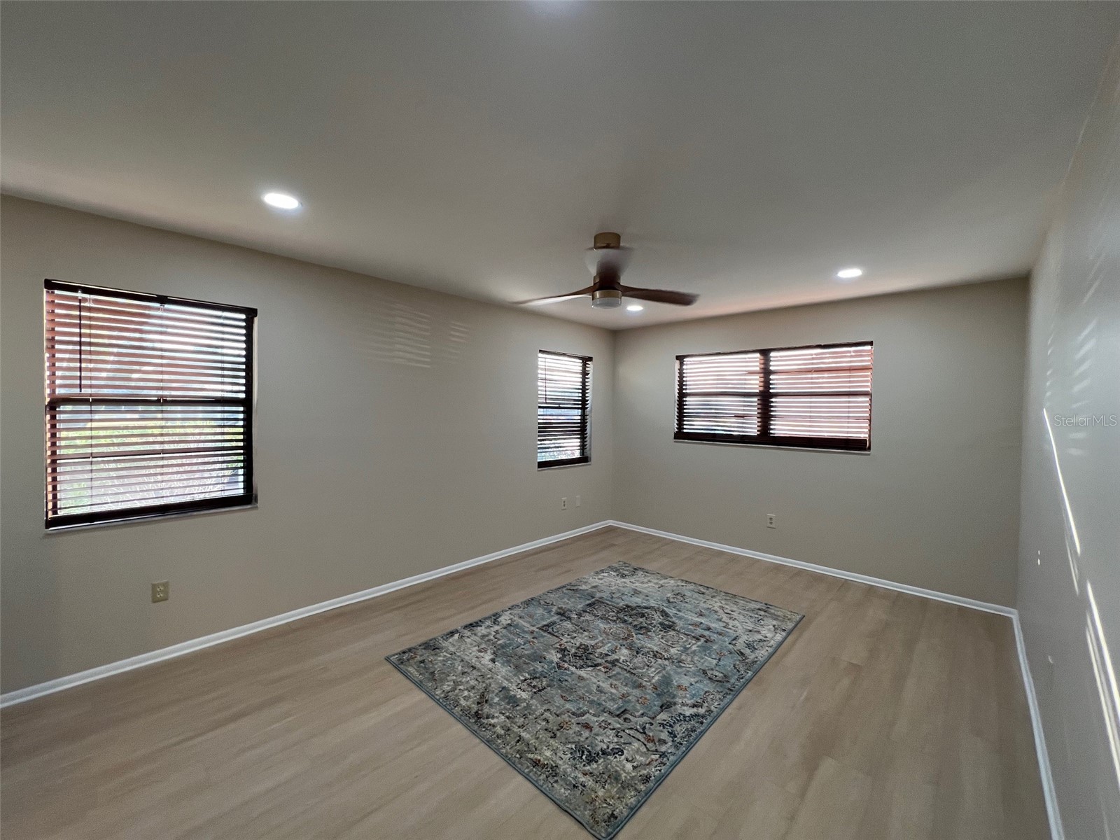 5970 80th Street N #101 Saint Petersburg FL 33709 TB8468692 image22