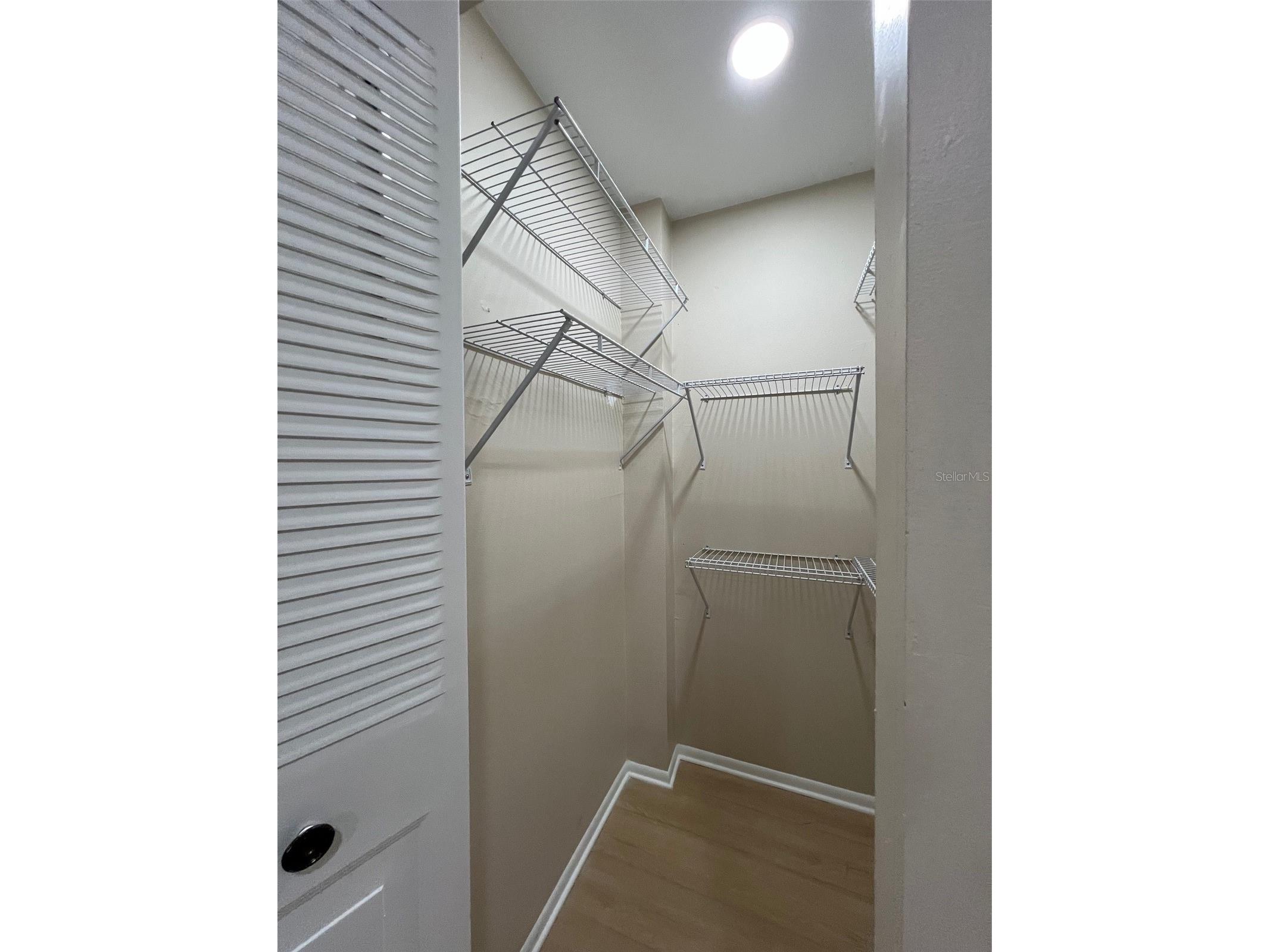 5970 80th Street N #101 Saint Petersburg FL 33709 TB8468692 image27