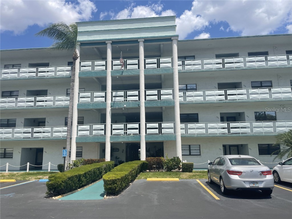 5970 80th Street N #204 Saint Petersburg FL 33709 TB8385580 image1