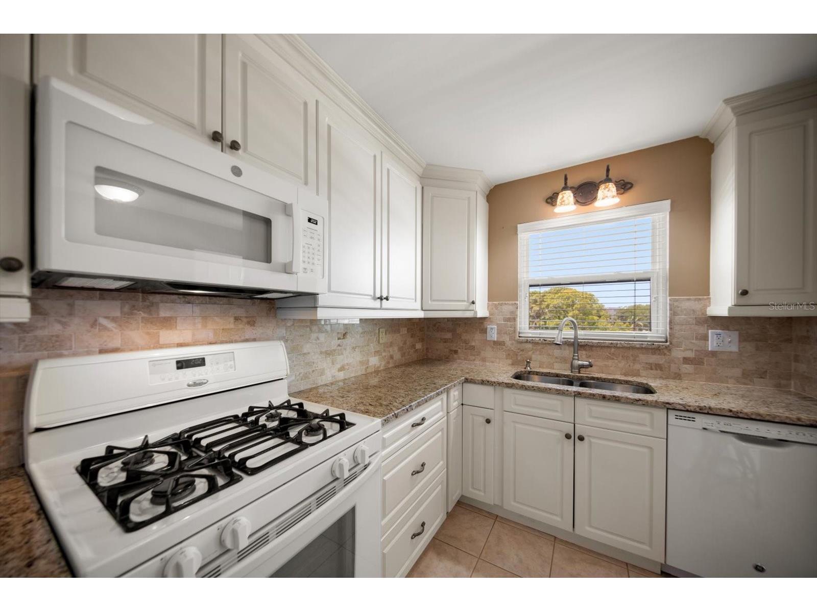 5970 80th Street N #411 Saint Petersburg FL 33709 TB8502219 image8