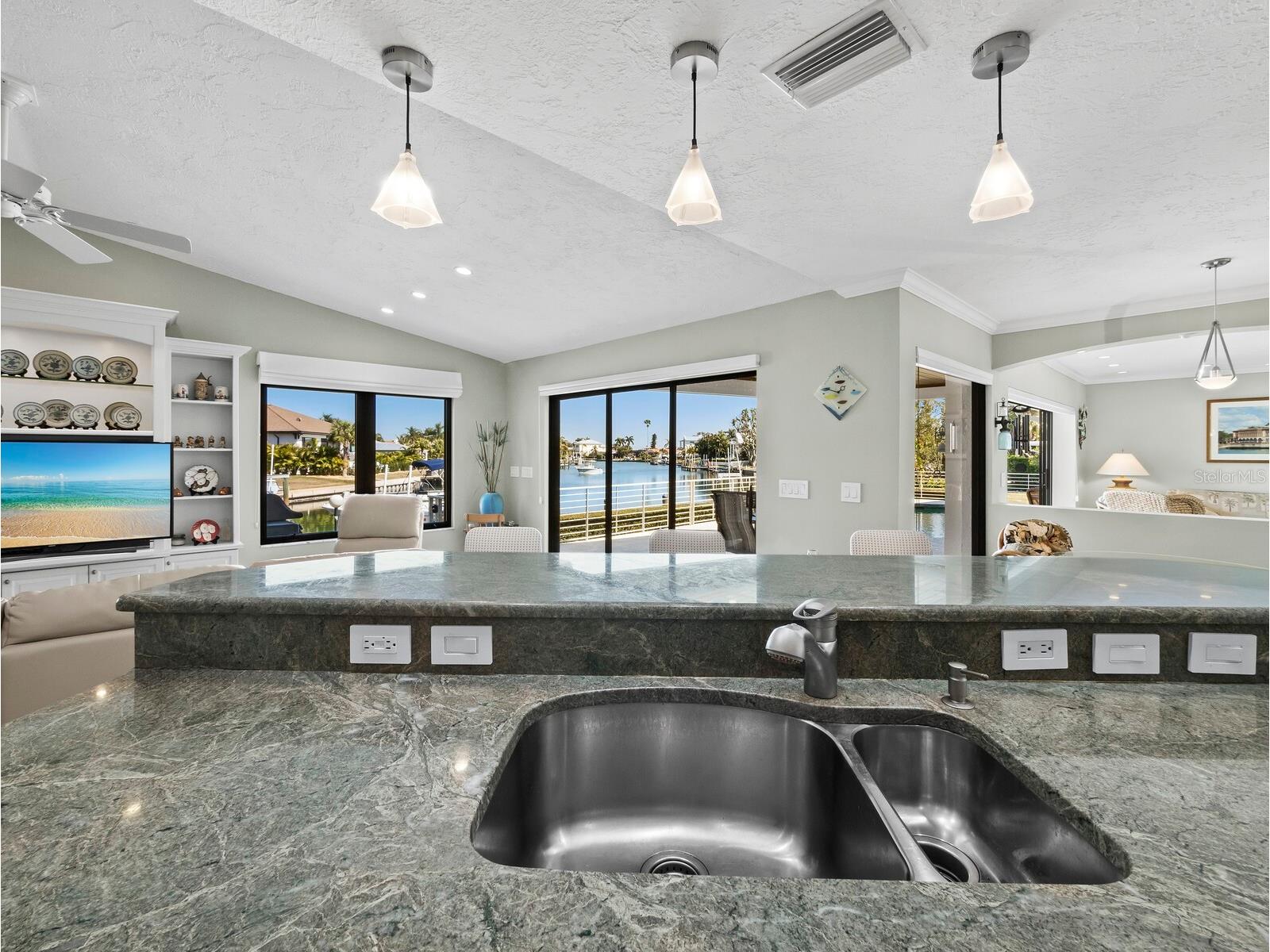 5970 Emerald Harbor Drive Longboat Key FL 34228 - SARASOTA BAY A4681905 image19