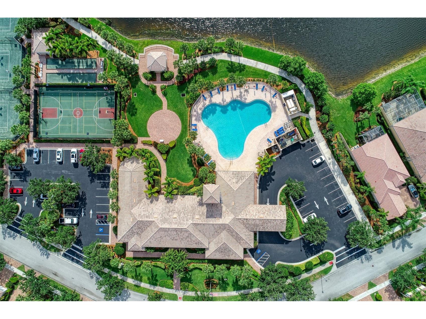 5970 Roseto Place Sarasota FL 34238 A4676620 image58