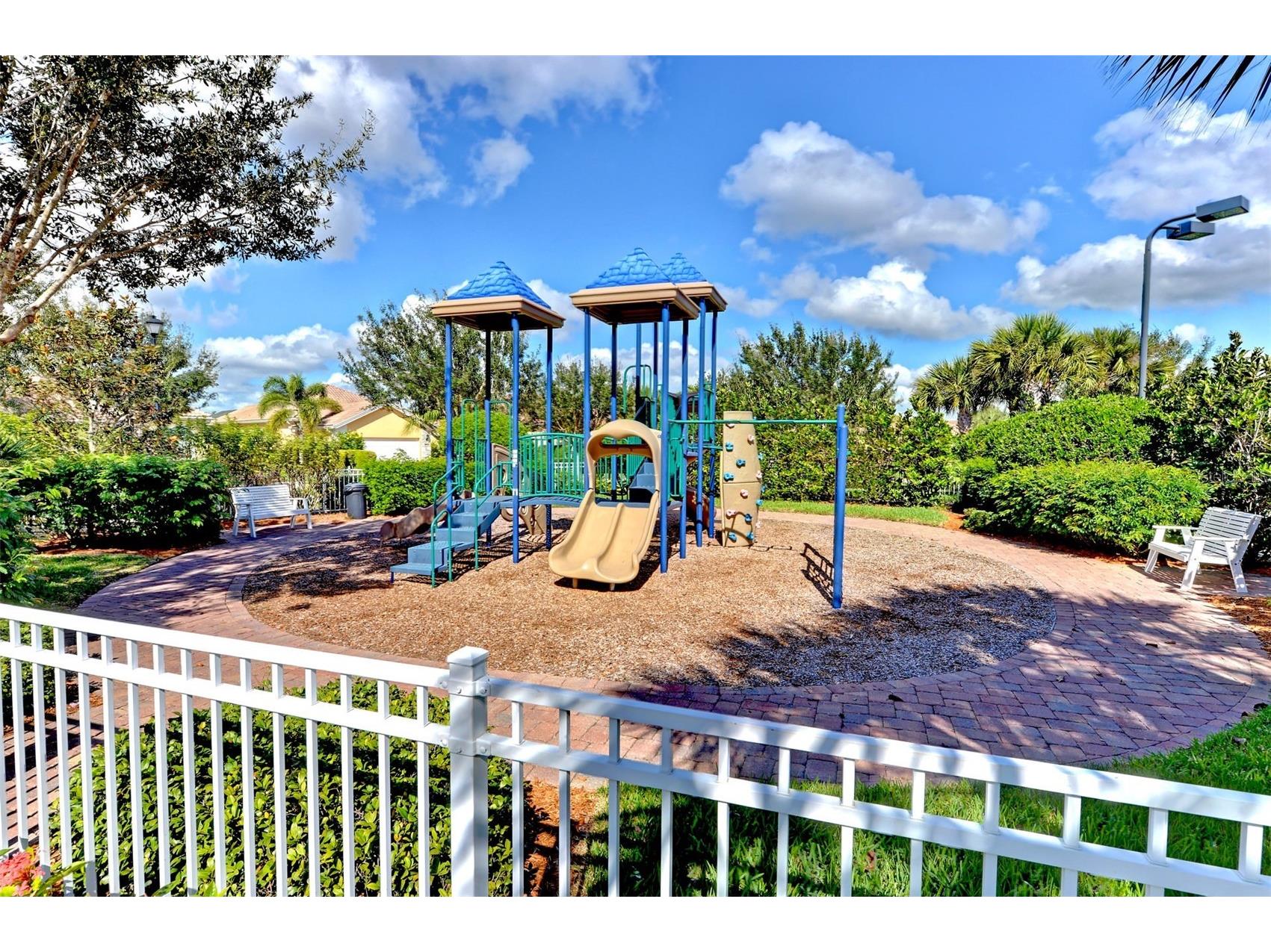 5970 Roseto Place Sarasota FL 34238 A4676620 image65