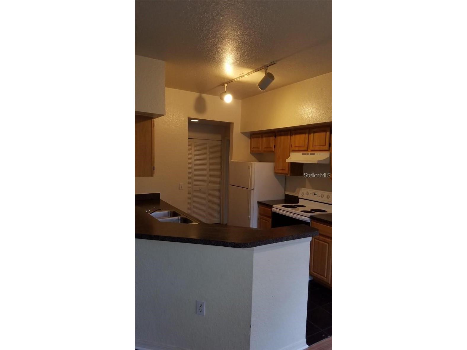 5971 Westgate Drive #1213 Orlando FL 32835 S5141479 image4