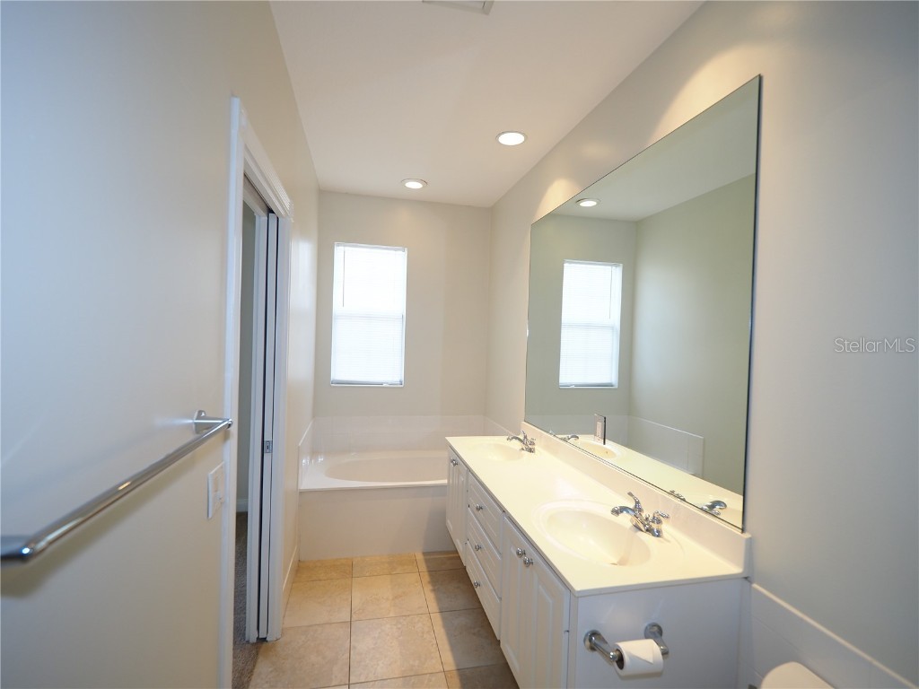 5973 Giardino Lane Sarasota FL 34232 A4669268 image11