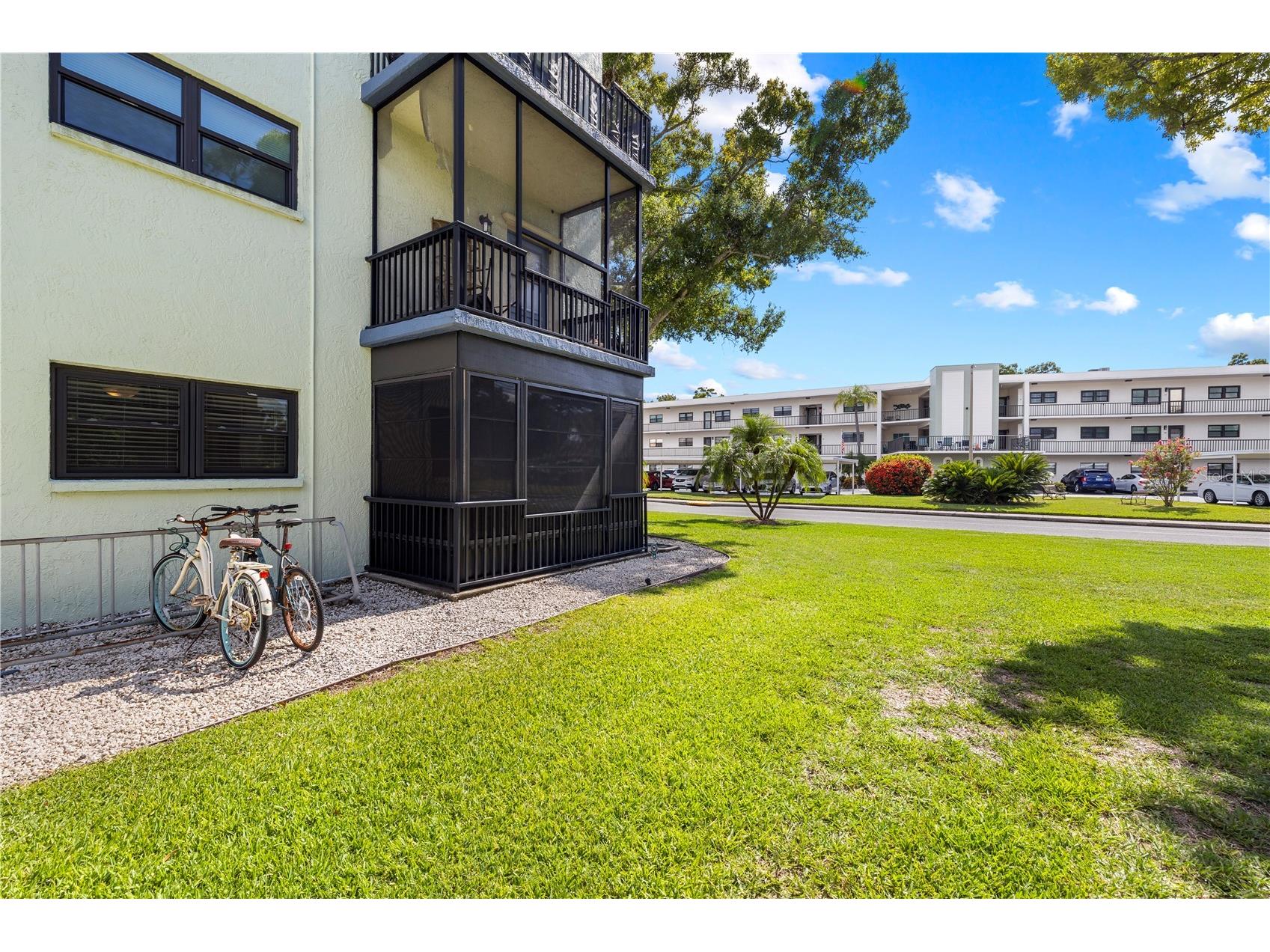 5973 Terrace Park Drive N #101 Saint Petersburg FL 33709 TB8523313 image29