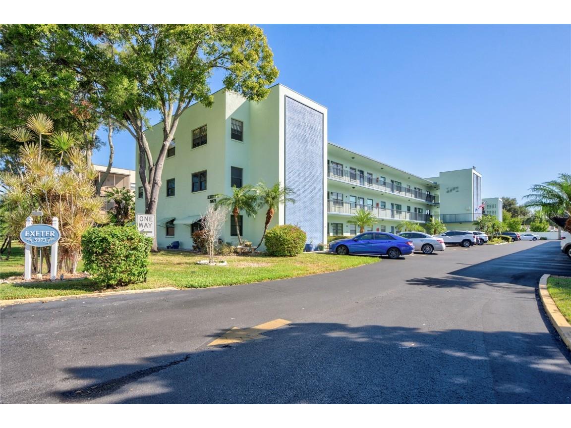 5973 Terrace Park Drive N #111 Saint Petersburg FL 33709 U8252467 image1