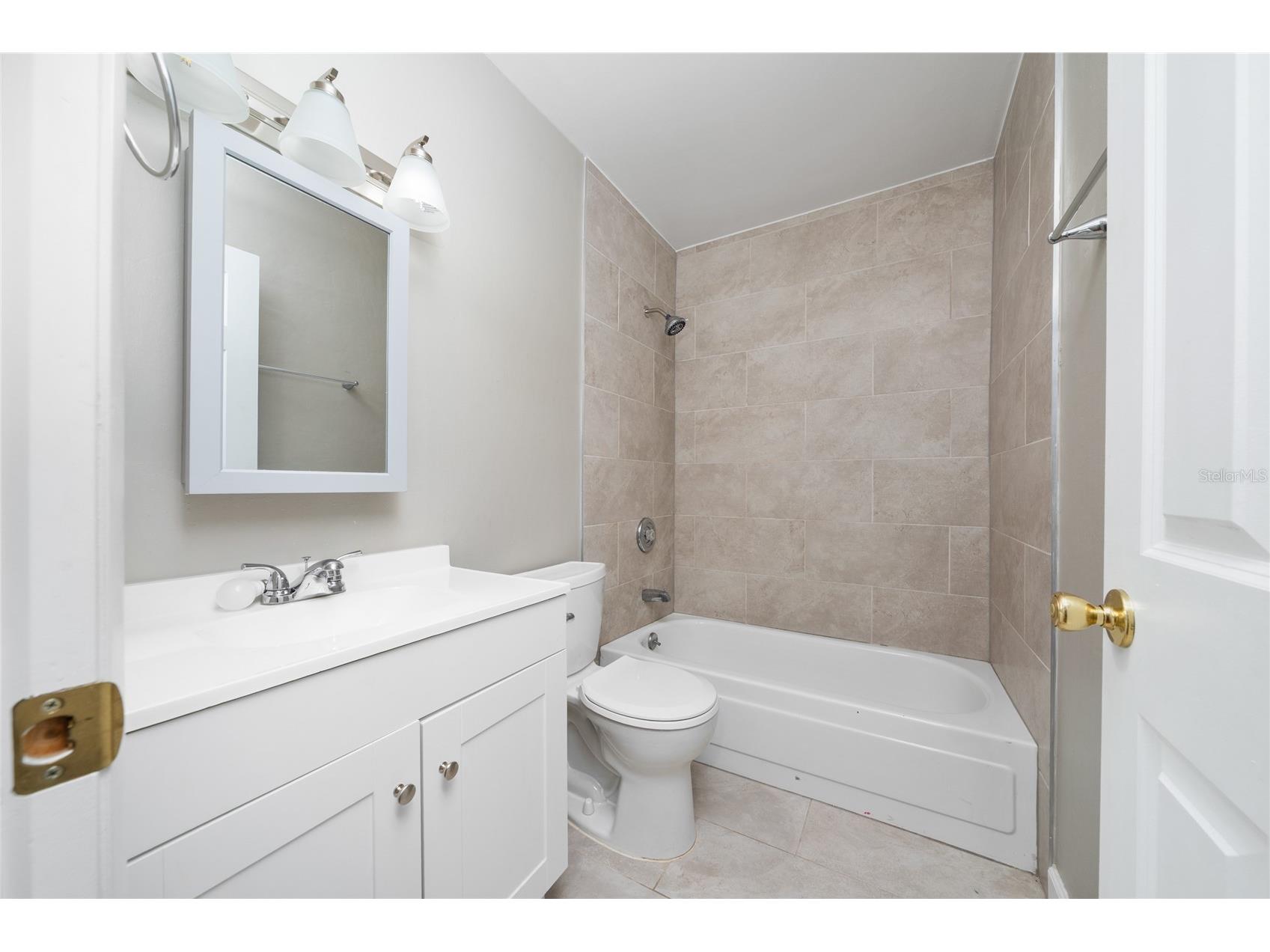 5973 Windhover Drive #E06 Orlando FL 32819 S5149383 image22