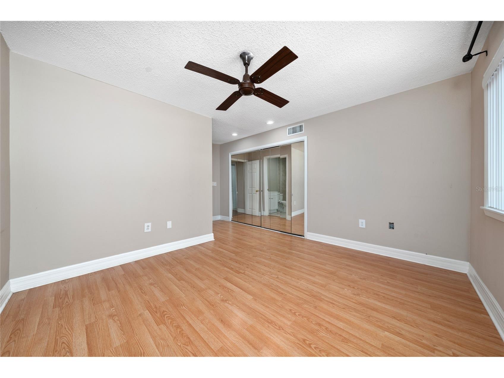 5973 Windhover Drive #E06 Orlando FL 32819 S5149383 image24