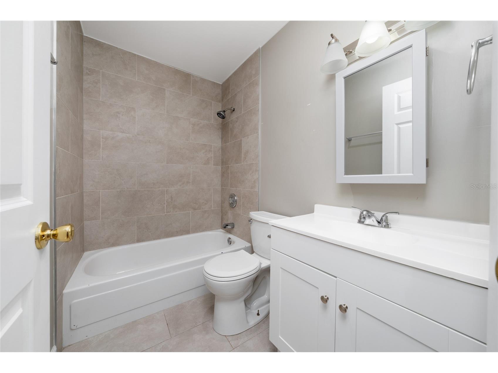5973 Windhover Drive #E06 Orlando FL 32819 S5149383 image26