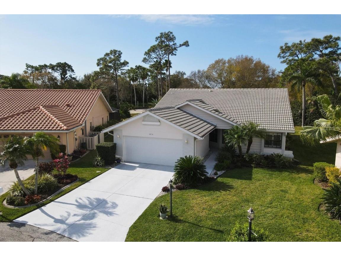 5974 Rachele Drive Sarasota FL 34243 T3506235 image1