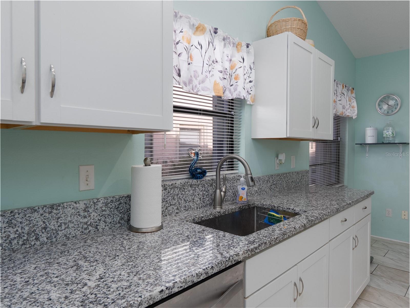 5974 San Michelle Drive Sarasota FL 34243 N6142540 image19