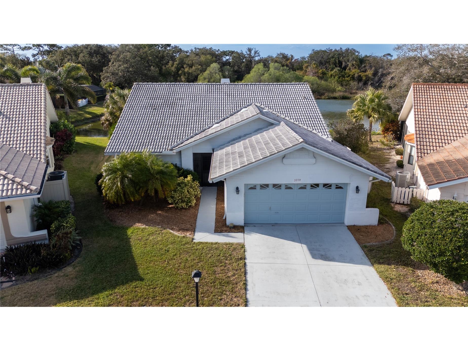 5974 San Michelle Drive Sarasota FL 34243 N6142540 image2