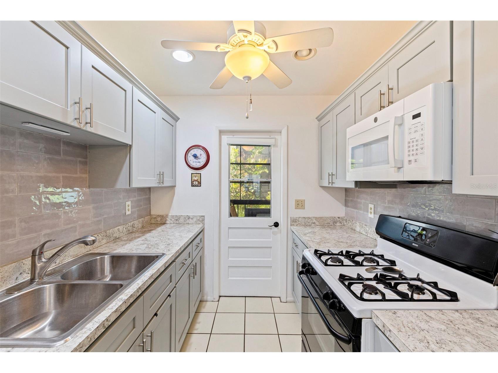 5975 Terrace Park Drive N #204 Saint Petersburg FL 33709 TB8510300 image10