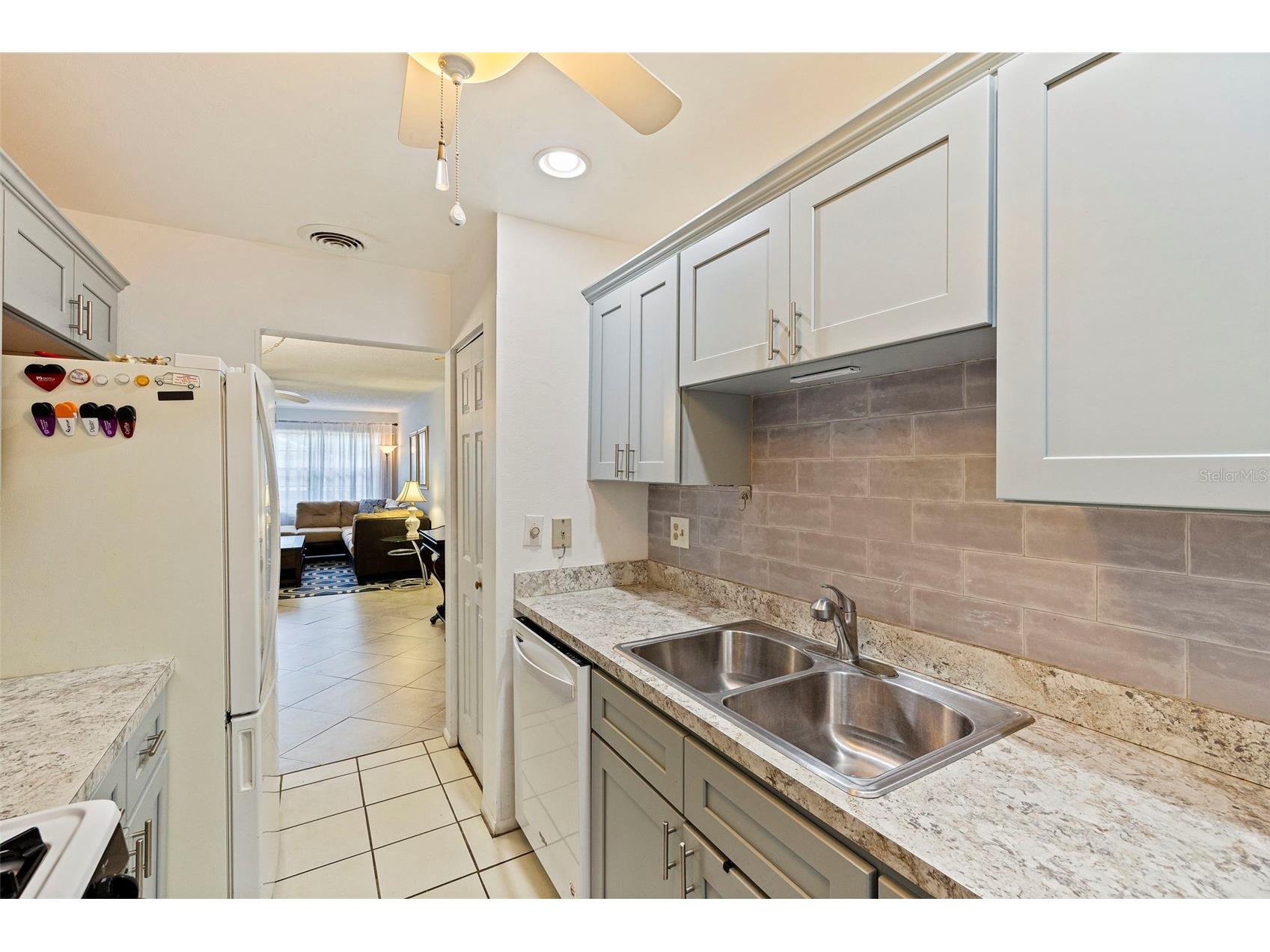 5975 Terrace Park Drive N #204 Saint Petersburg FL 33709 TB8510300 image14