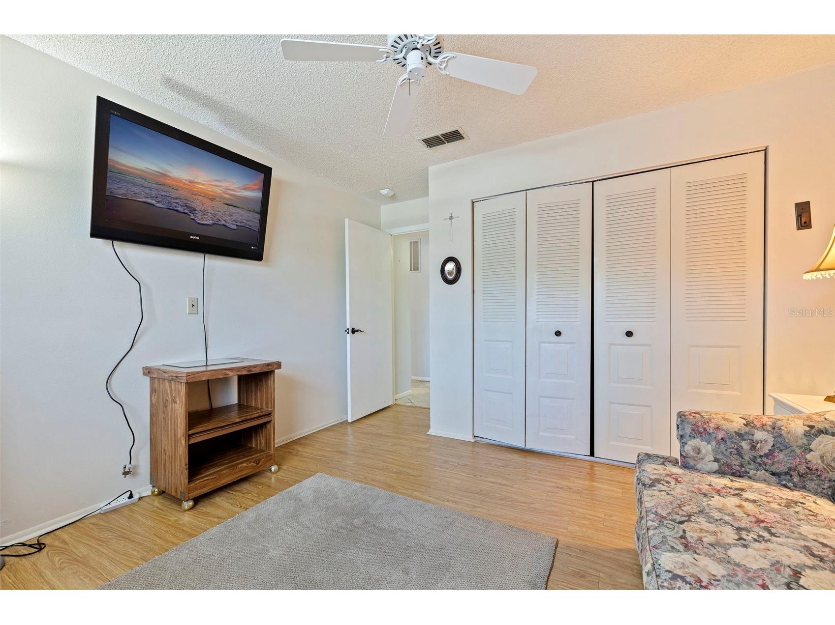 5975 Terrace Park Drive N #204 Saint Petersburg FL 33709 TB8510300 image16