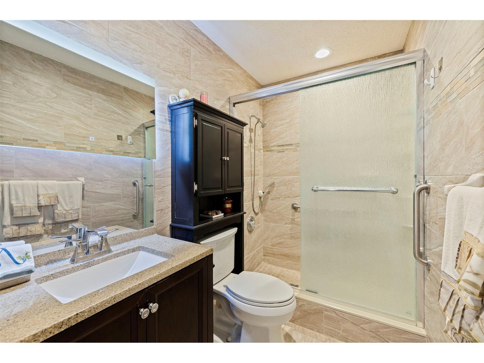 5975 Terrace Park Drive N #204 Saint Petersburg FL 33709 TB8510300 image17