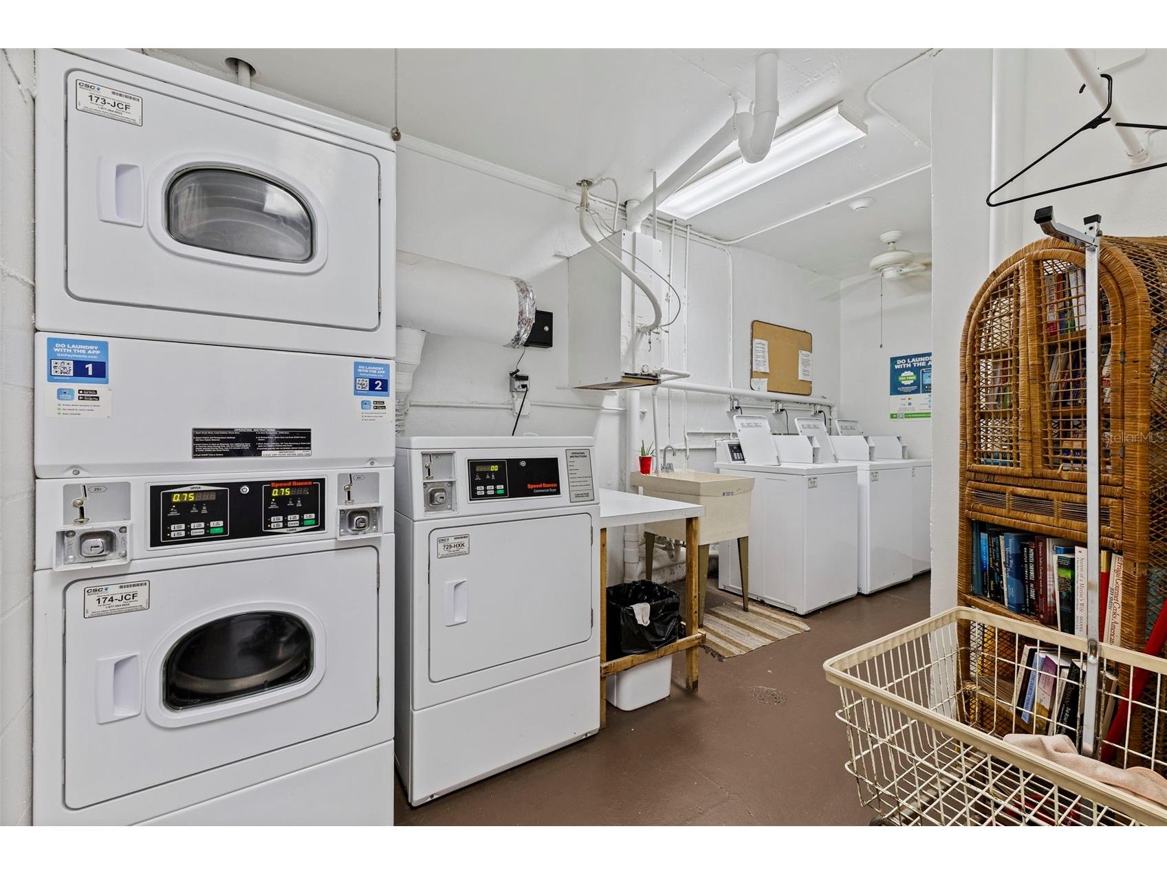 5975 Terrace Park Drive N #204 Saint Petersburg FL 33709 TB8510300 image25