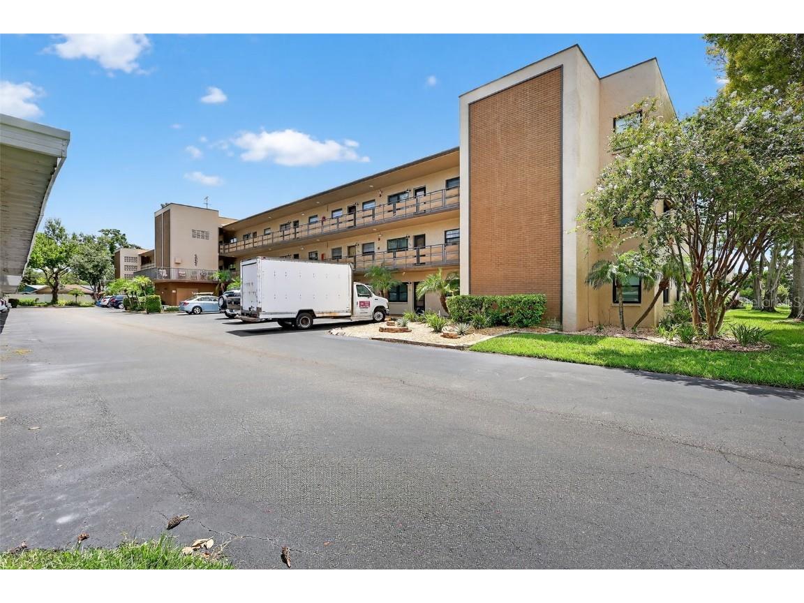 5975 Terrace Park Drive N #209 Saint Petersburg FL 33709 TB8419530 image2