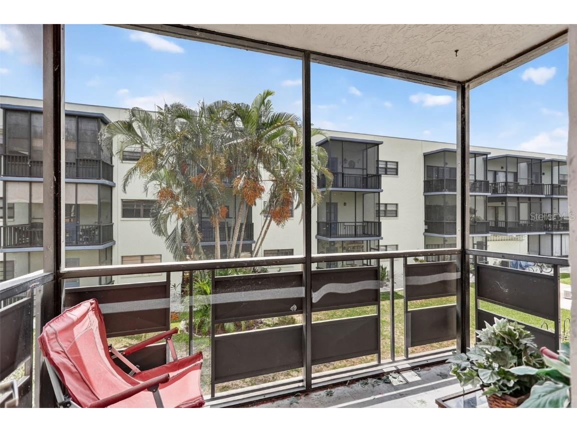 5975 Terrace Park Drive N #209 Saint Petersburg FL 33709 TB8419530 image32