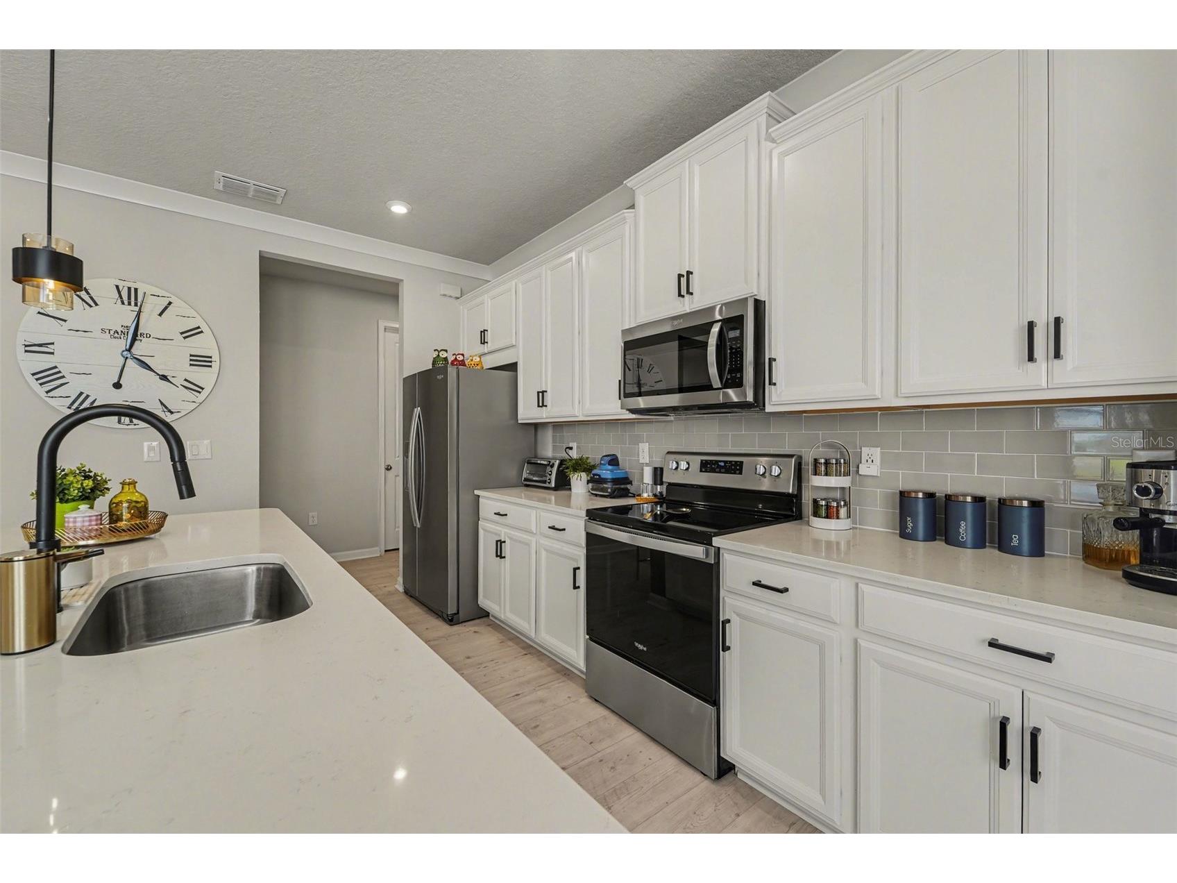 5975 Timberdale Avenue Wesley Chapel FL 33545 TB8500478 image5
