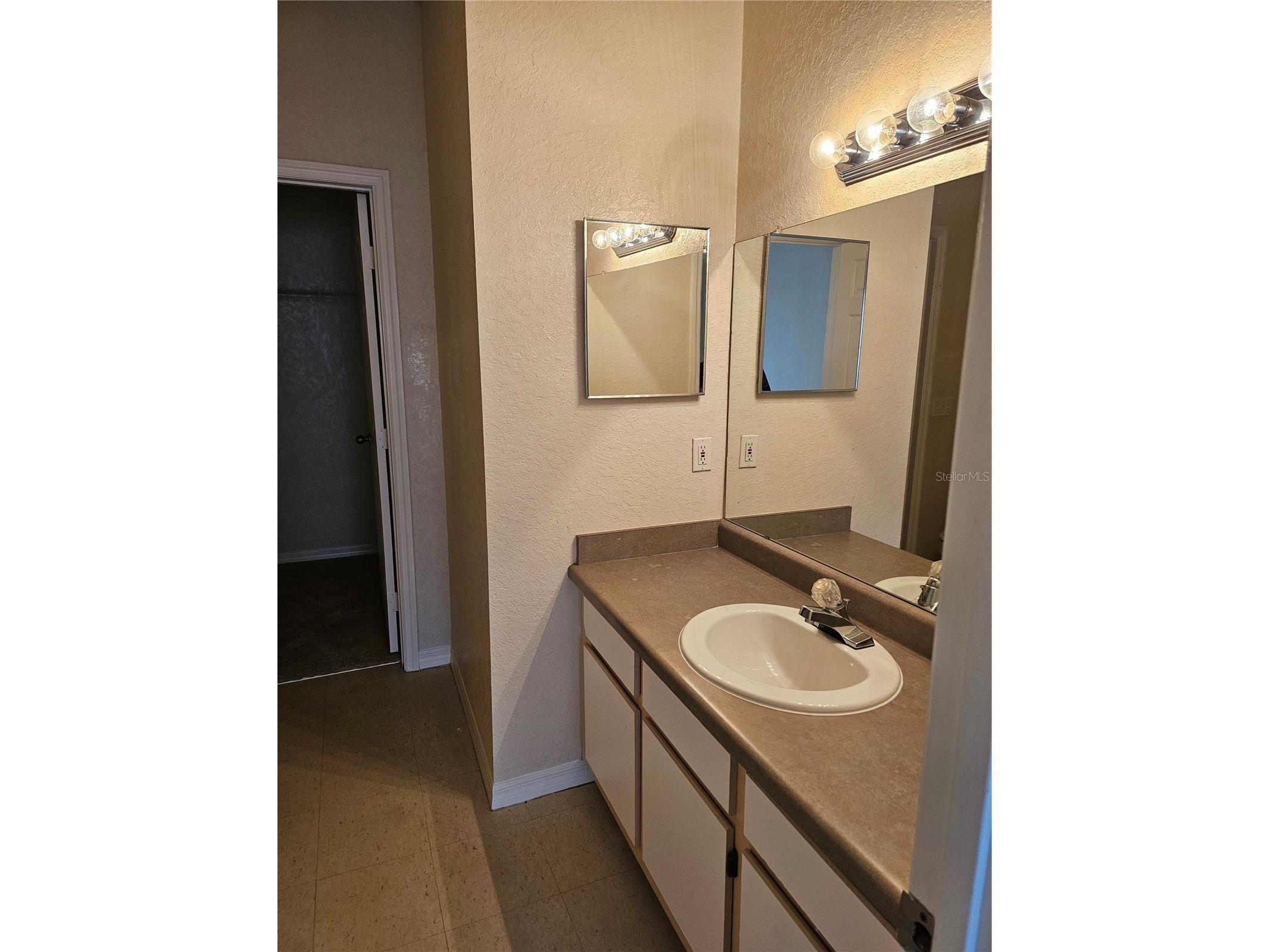 5979 Westgate Drive #1021 Orlando FL 32835 O6396318 image15