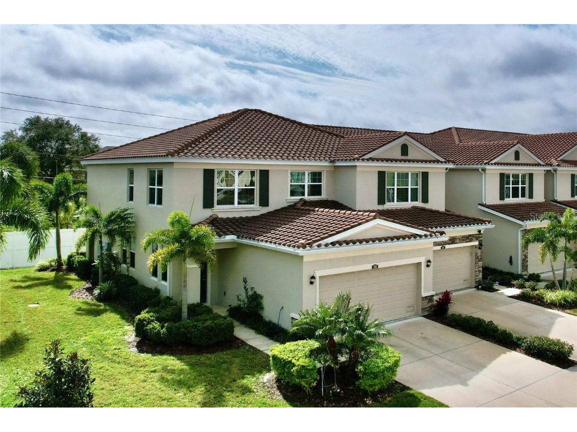 598 52nd Terrace N Saint Petersburg FL 33703 U8226926 image1