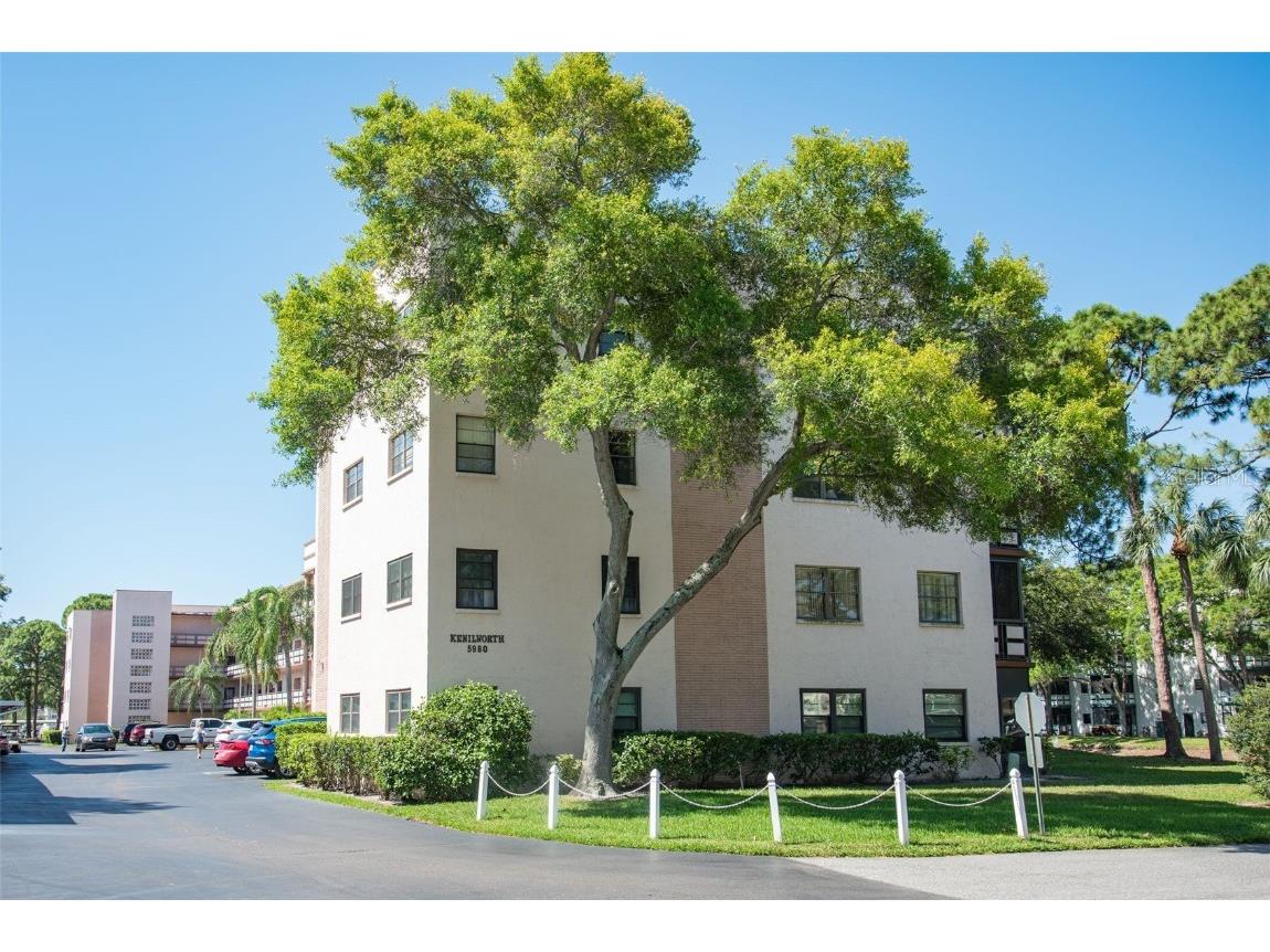 5980 80th Street N #103 Saint Petersburg FL 33709 U8225031 image1
