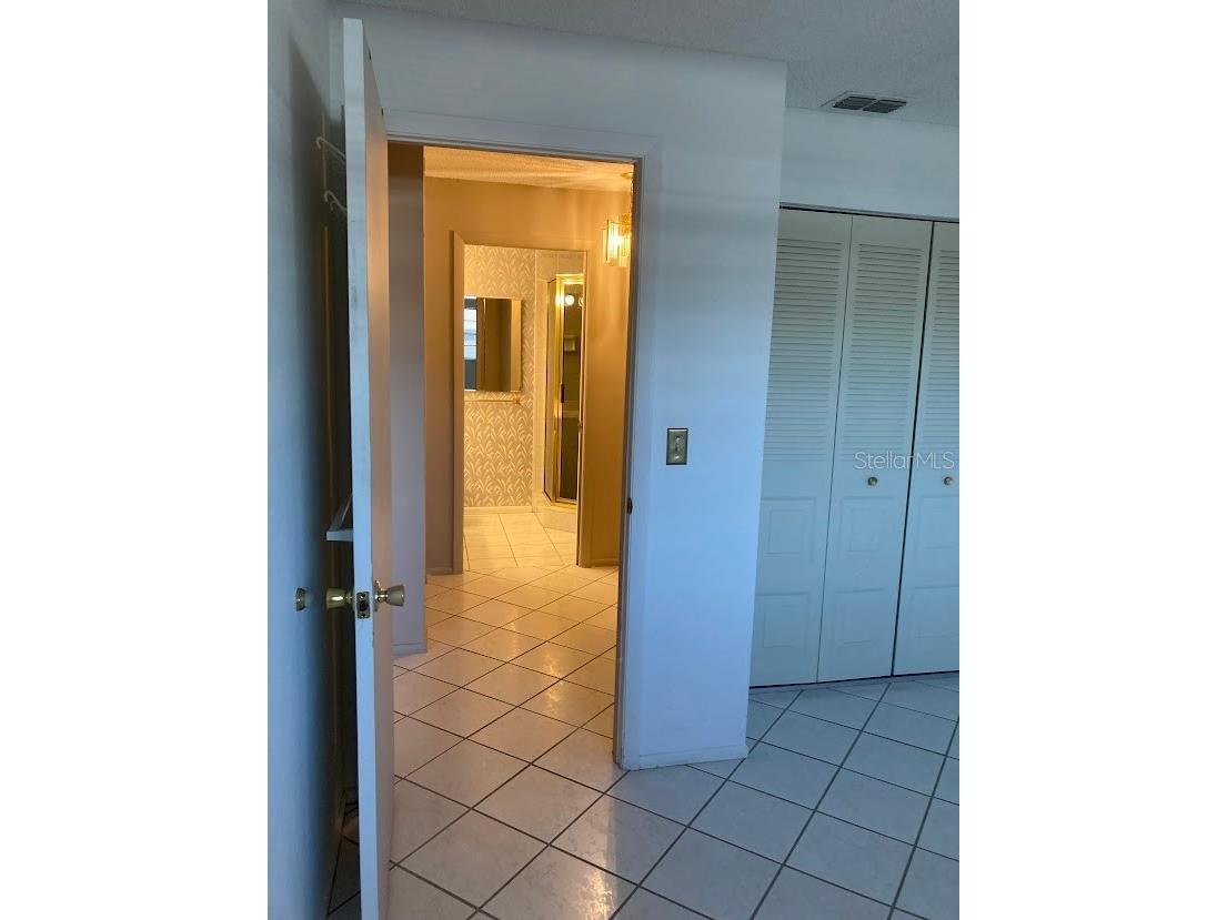 5980 80th Street N #205 Saint Petersburg FL 33709 TB8492529 image25