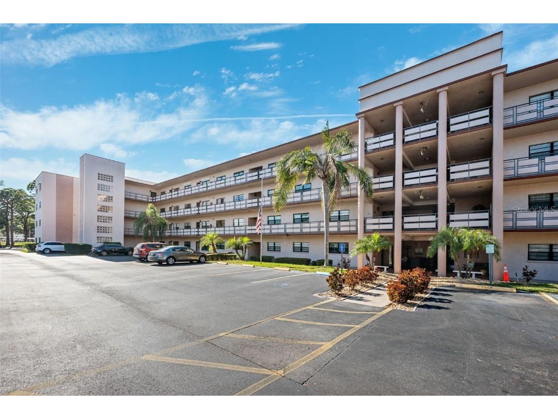 5980 80th Street N #305 Saint Petersburg FL 33709 TB8336753 image1