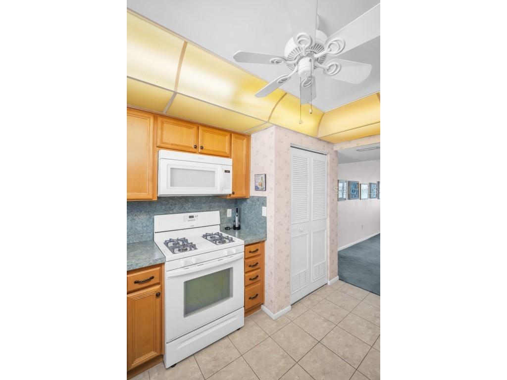5980 Shore Boulevard S #403 Gulfport FL 33707 TB8377423 image14