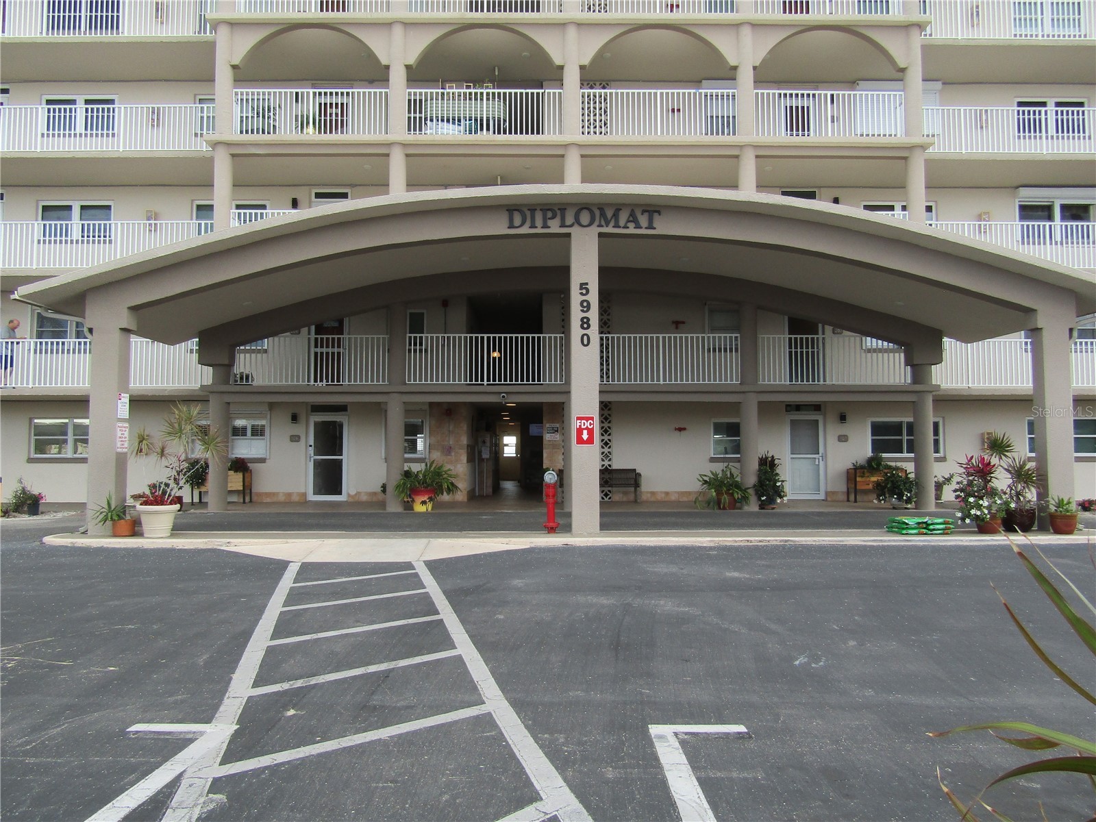 5980 Shore Boulevard S #901 Gulfport FL 33707 - BOCA CIEGA BAY R4911135 image1