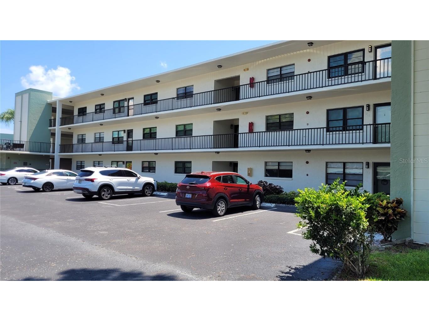 5980 Terrace Park Drive N #112 Saint Petersburg FL 33709 U8204787 image1